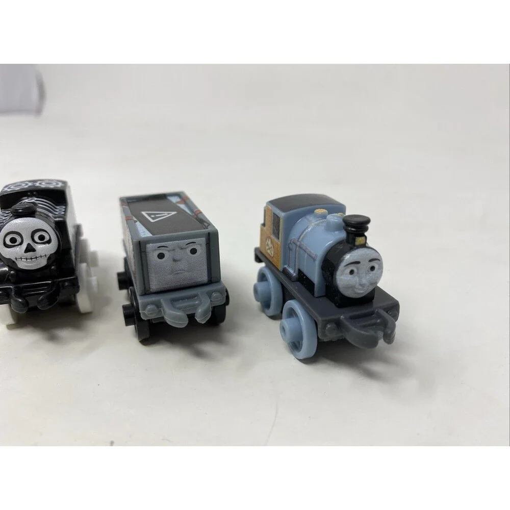 Thomas & Friends MINIS Trains Lot 4 Toy Train Figures Kids Rare